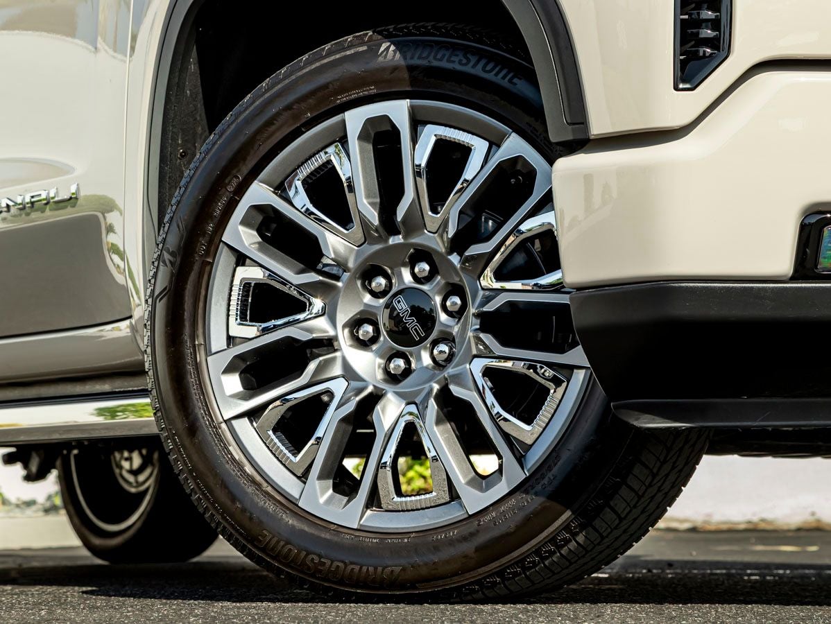 2026 GMC Sierra 1500 Denali Ultimate - Photo 12