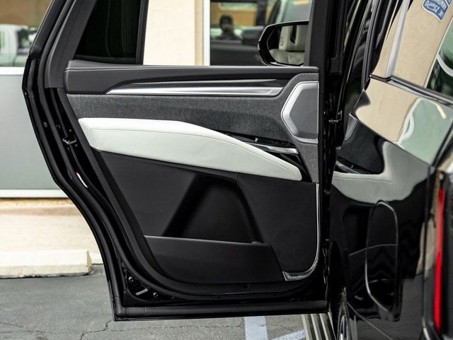 2025 Cadillac Escalade V-Series