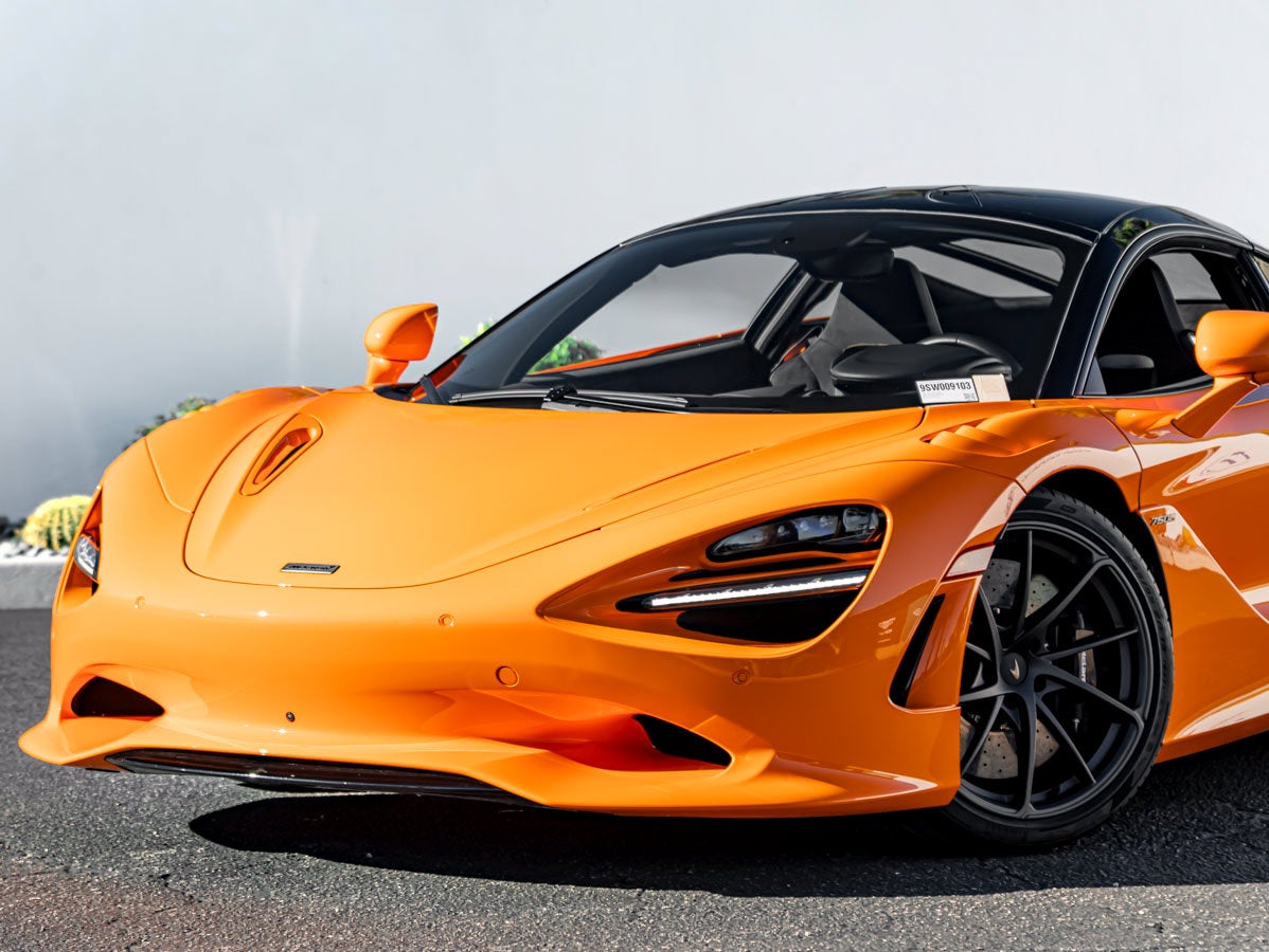 2025 McLaren 750S Performance