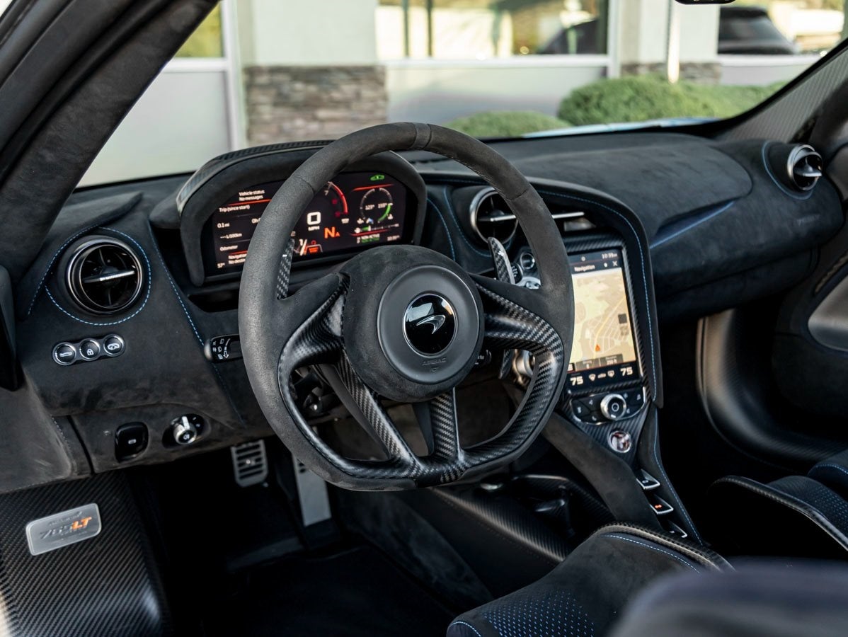 2022 McLaren 765LT Base