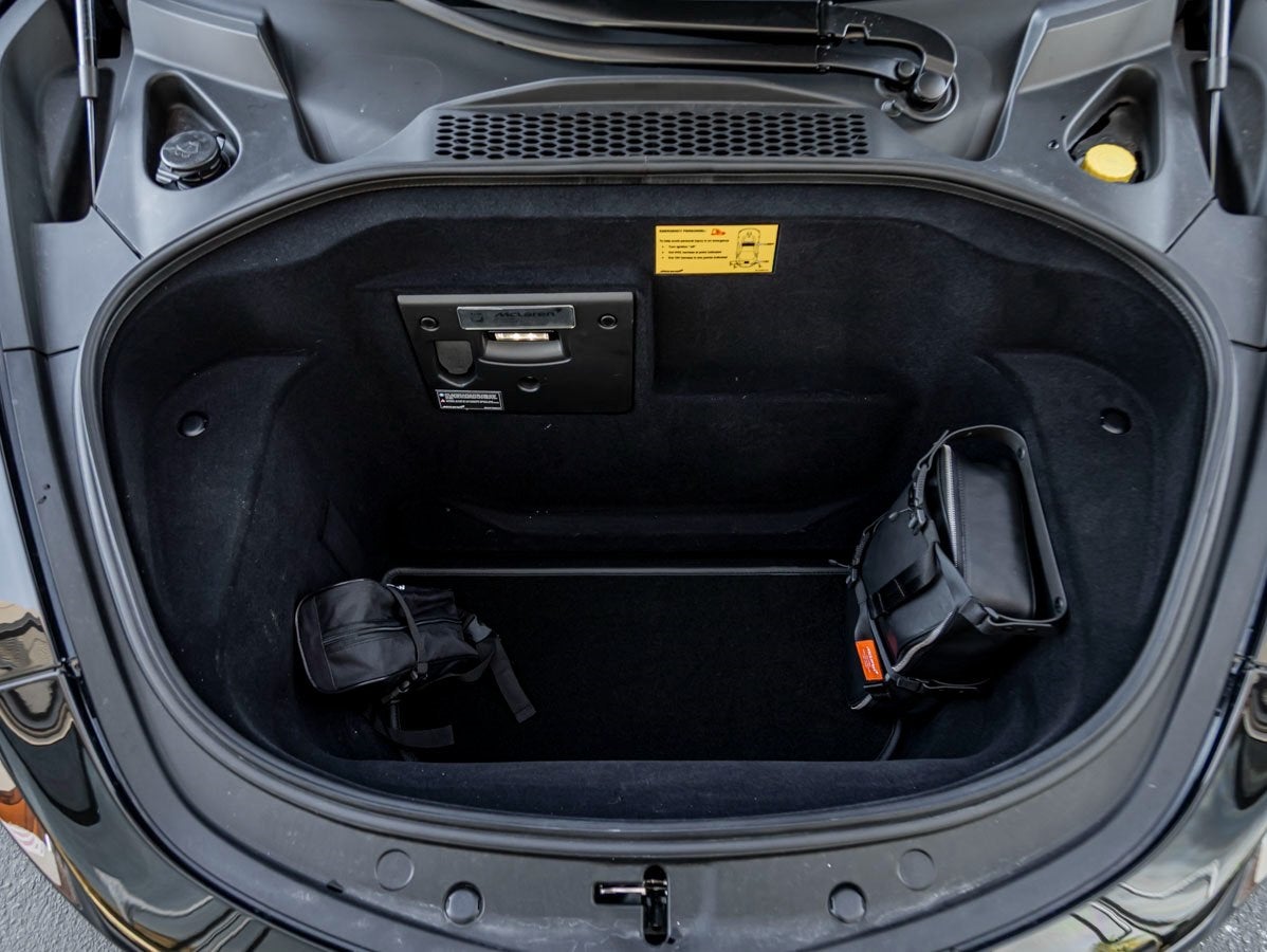 2025 McLaren Artura TechLux