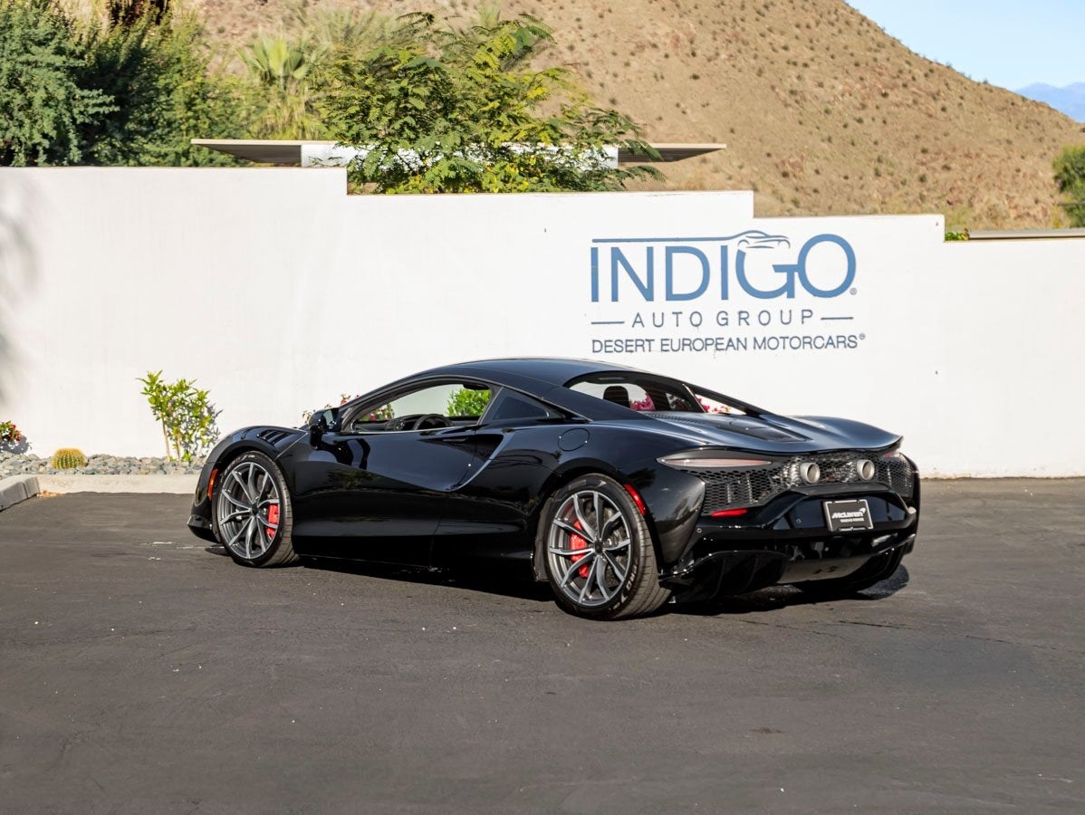 2025 McLaren Artura TechLux