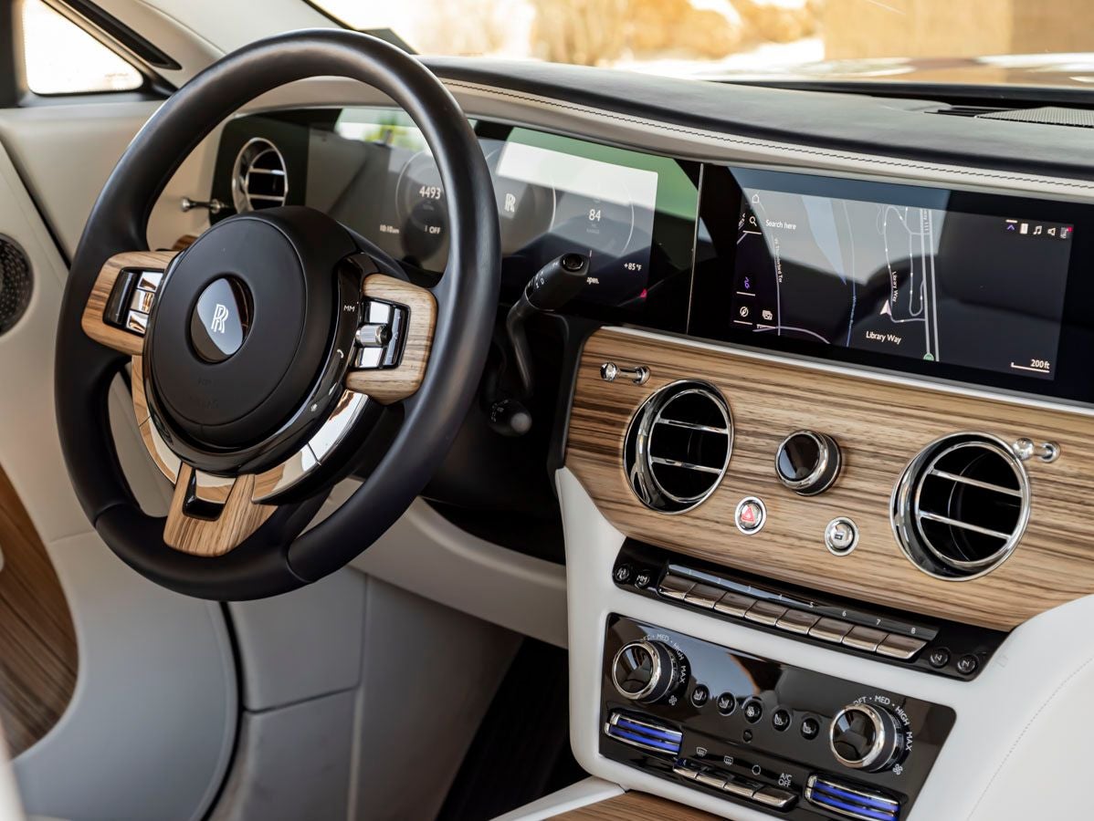 2025 Rolls-Royce Spectre 