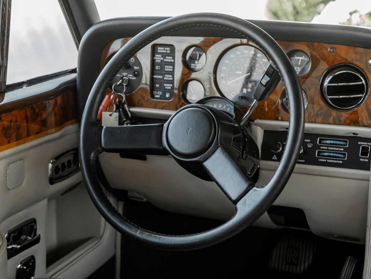 1989 Rolls-Royce Corniche 