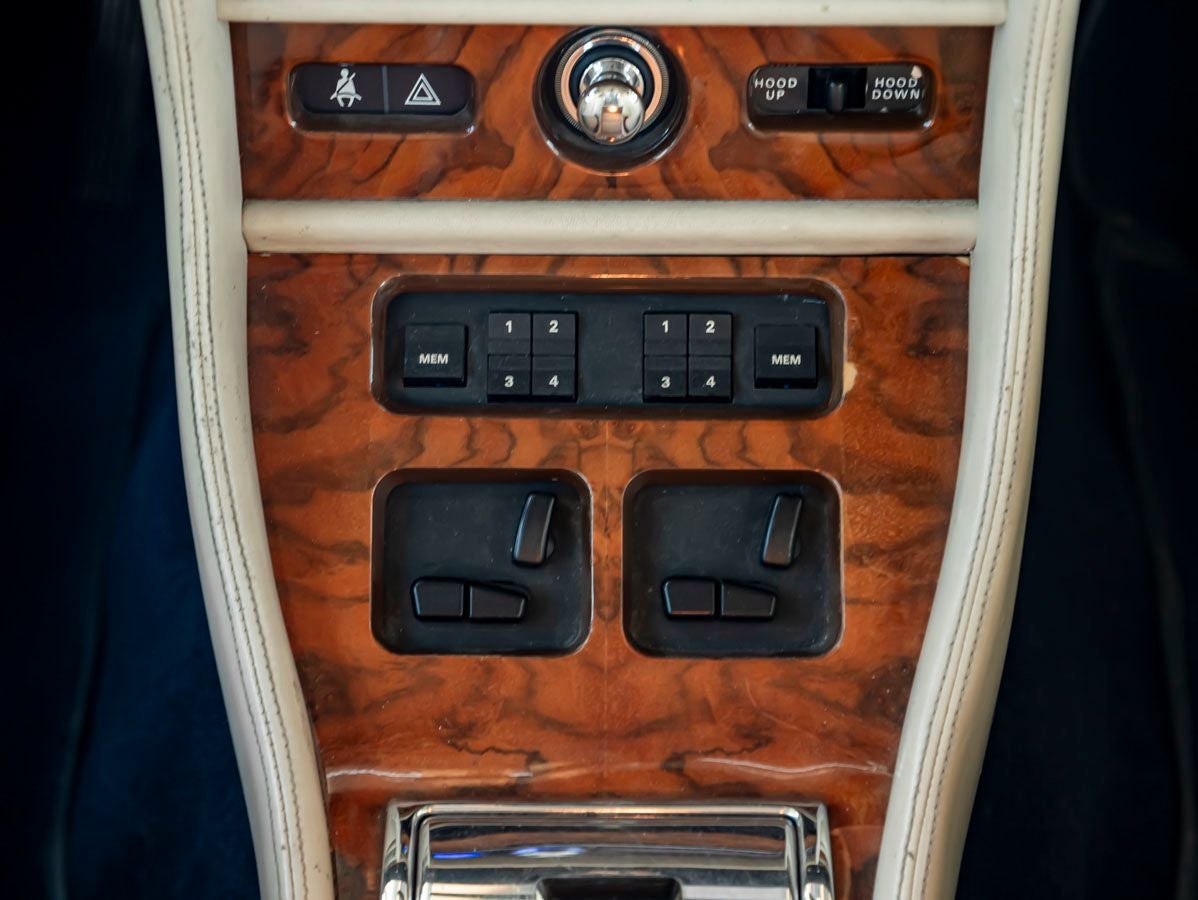 1989 Rolls-Royce Corniche 