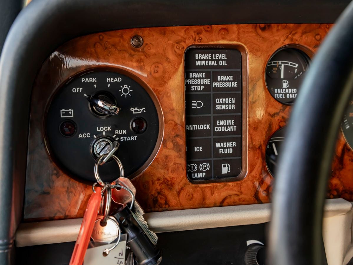 1989 Rolls-Royce Corniche 
