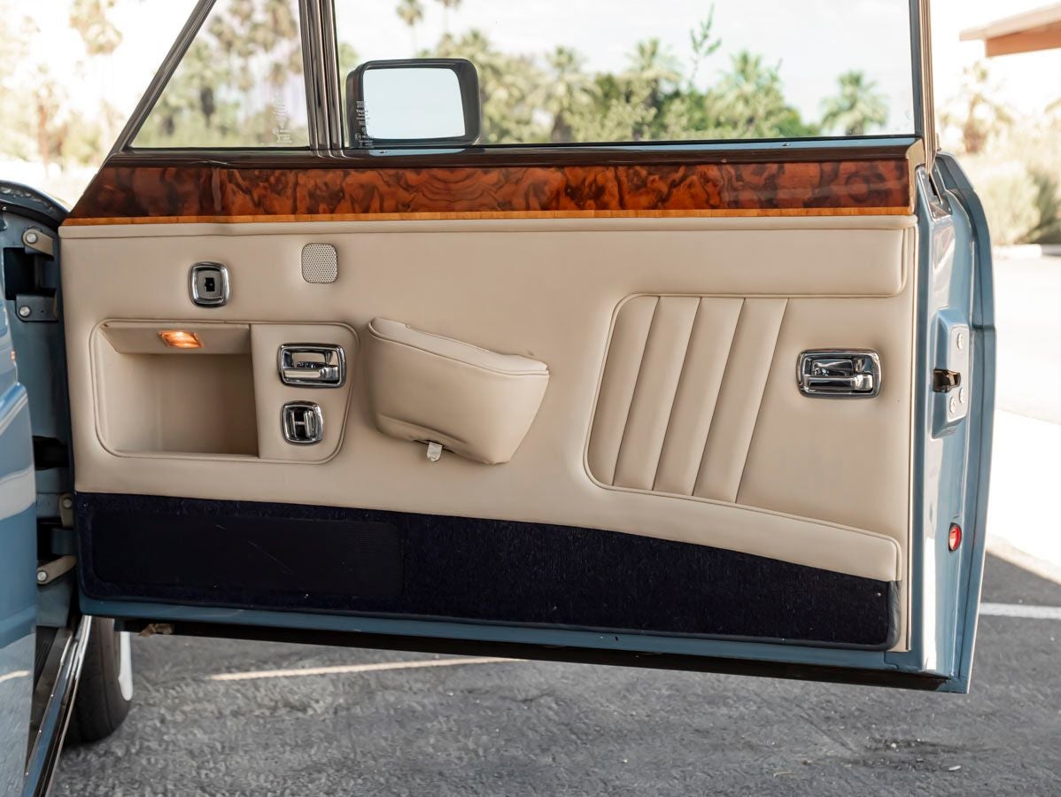 1989 Rolls-Royce Corniche 
