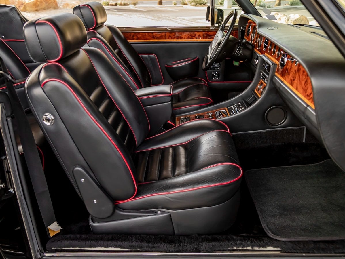 1991 Rolls-Royce Corniche 