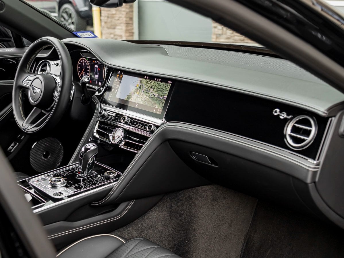 2022 Bentley Flying Spur V8