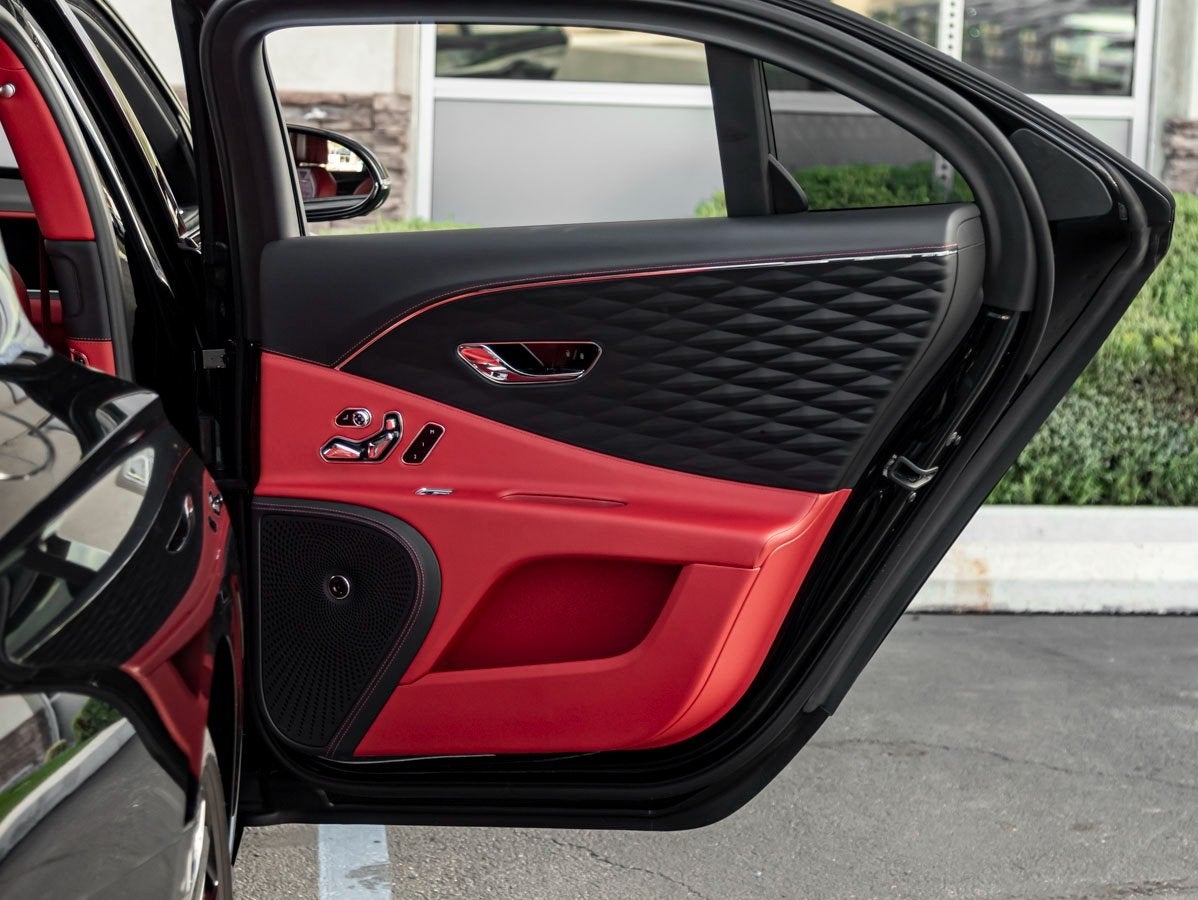 2022 Bentley Flying Spur V8