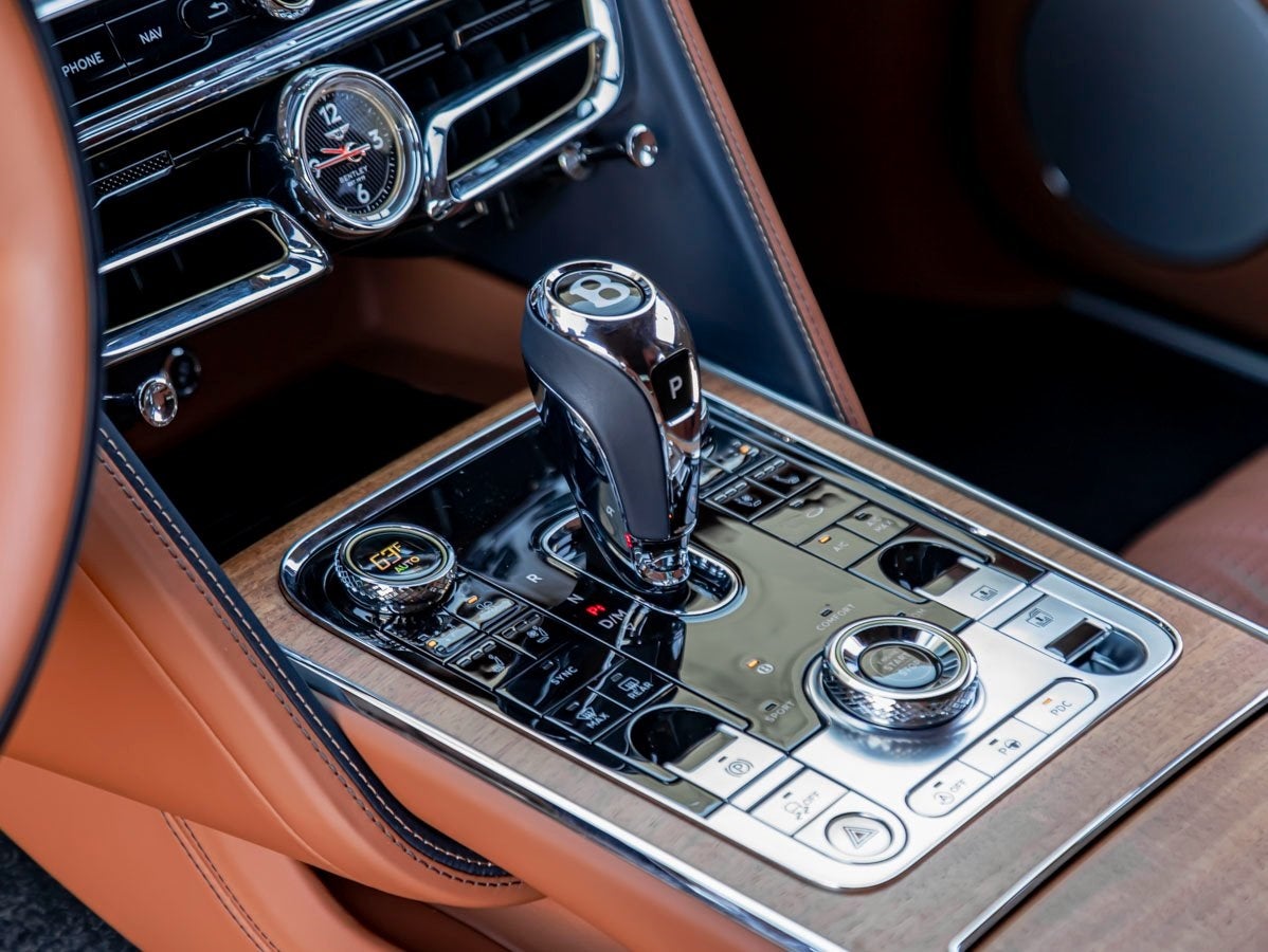 2023 Bentley Flying Spur V8