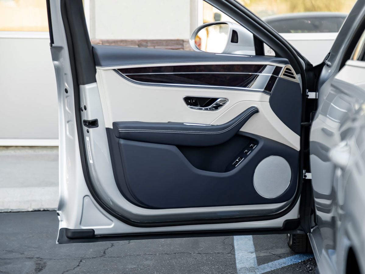2026 Bentley Flying Spur V8