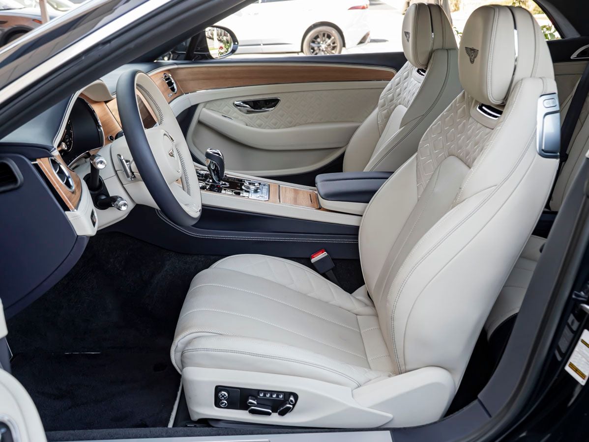 2023 Bentley Continental GTC V8 Azure