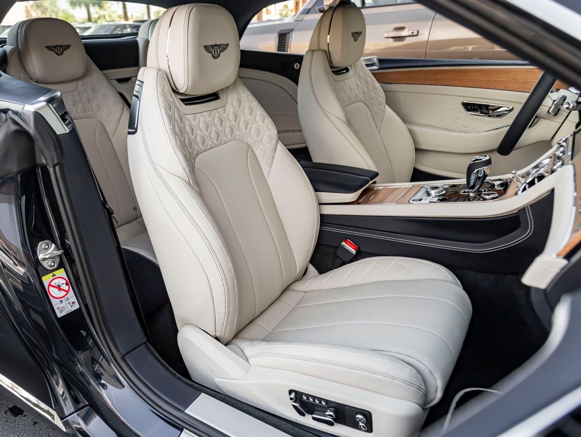 2023 Bentley Continental GTC V8 Azure