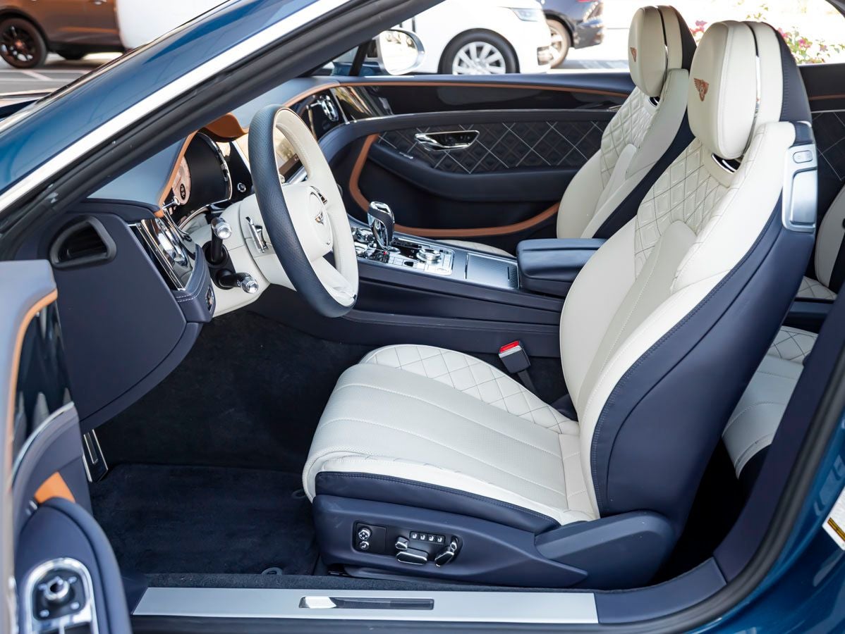 2024 Bentley Continental GTC Mulliner V8