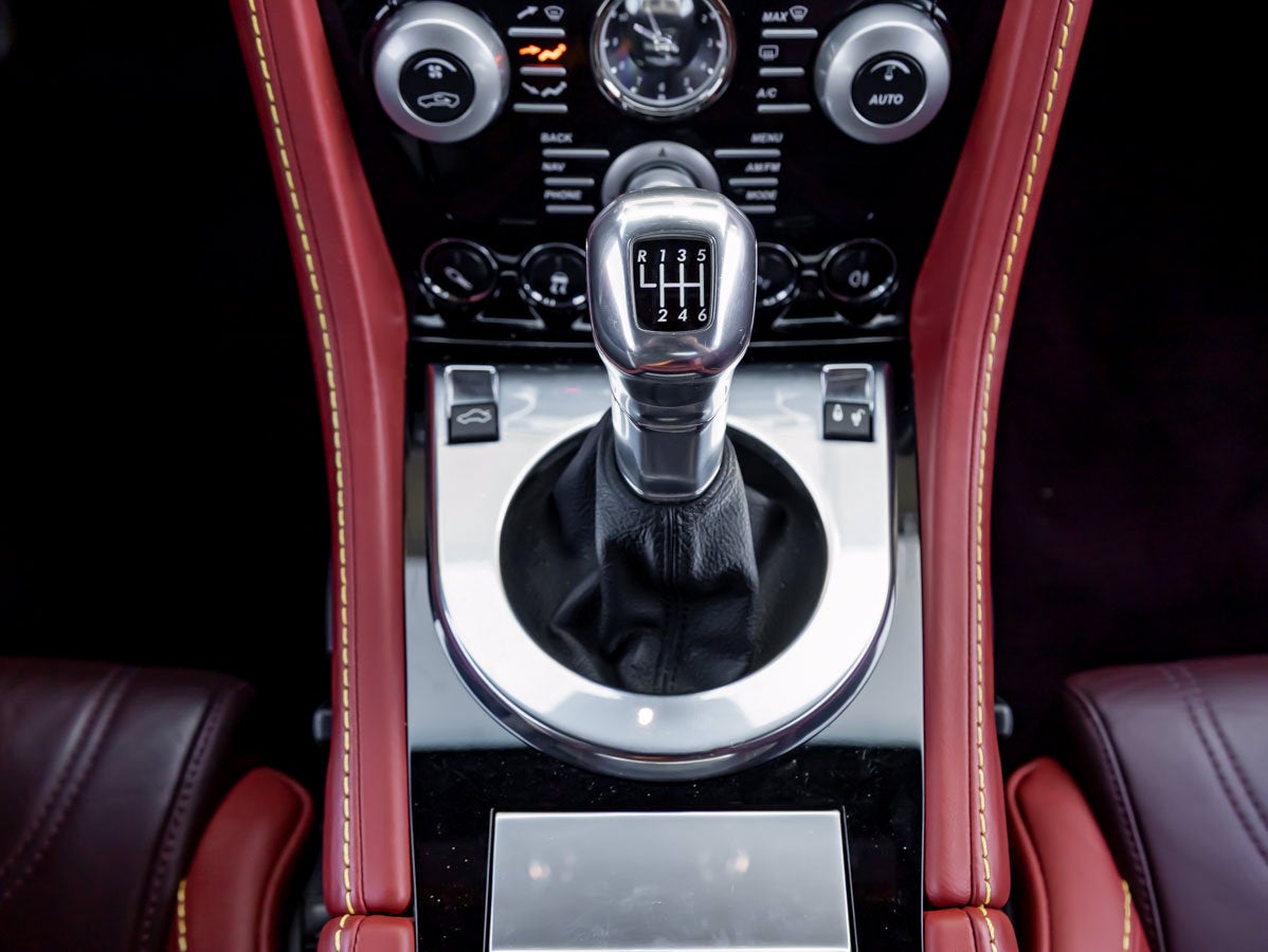 2009 Aston Martin DBS Base