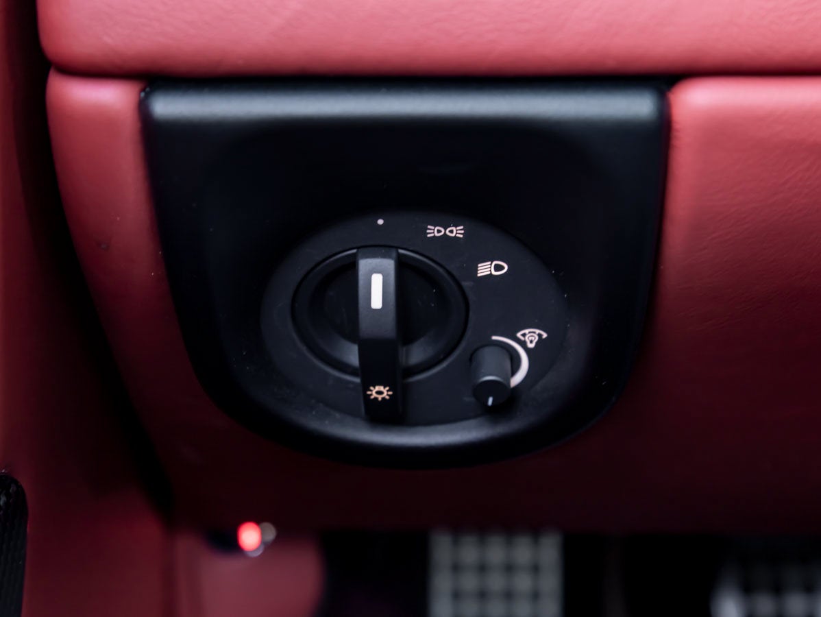 2009 Aston Martin DBS Base