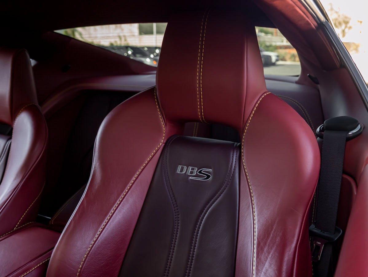 2009 Aston Martin DBS Base
