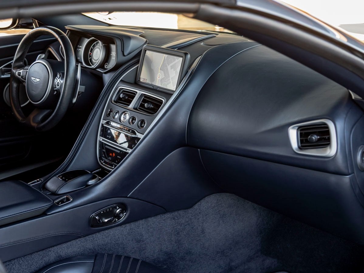 2021 Aston Martin DB11 V8 Volante