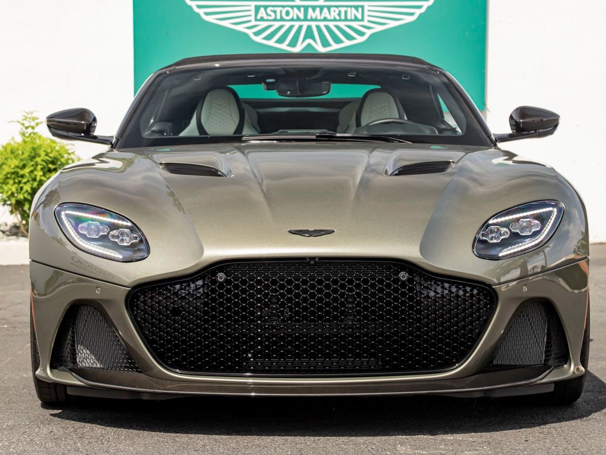 2023 Aston Martin DBS Volante