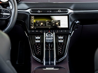 2025 Aston Martin Vantage Base