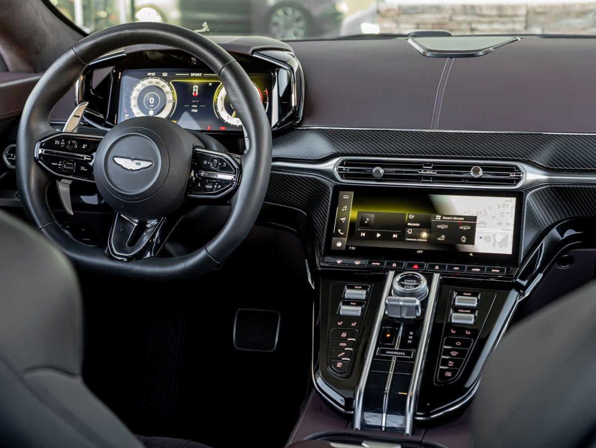 2025 Aston Martin Vantage Base