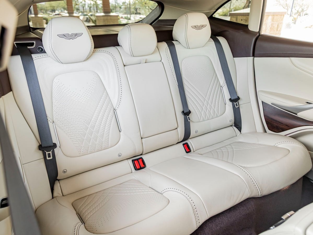 2021 Aston Martin DBX Base