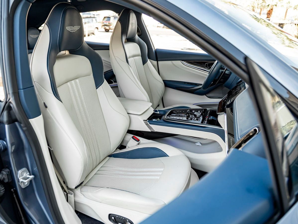 2025 Aston Martin DBX 707