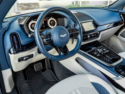 2025 Aston Martin DBX 707