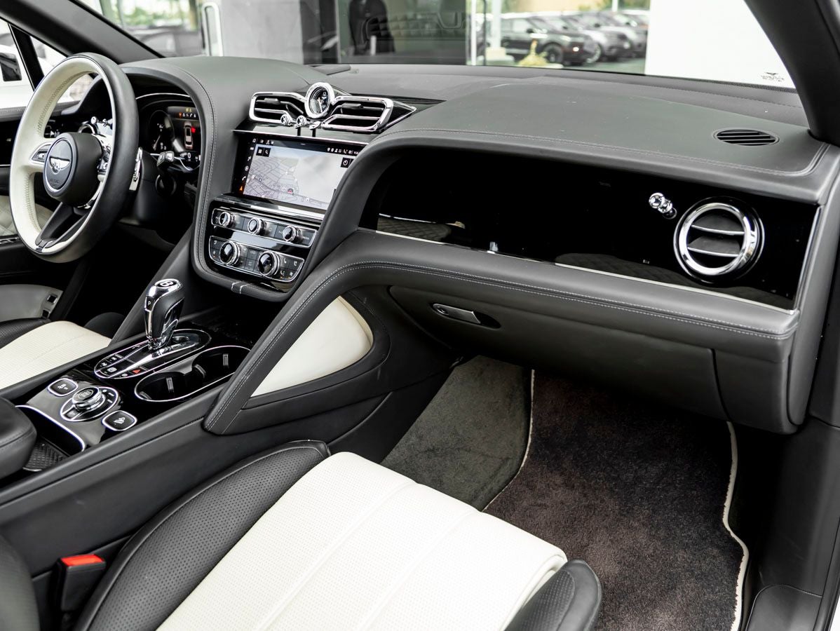 2022 Bentley Bentayga V8