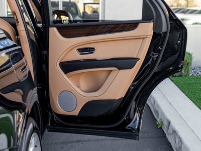 2023 Bentley Bentayga V8