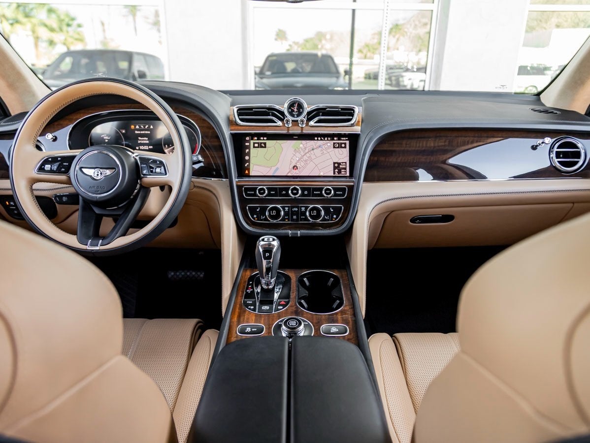 2023 Bentley Bentayga V8