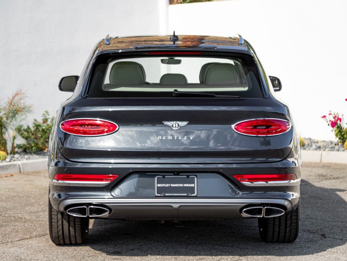 2025 Bentley Bentayga Atelier V8