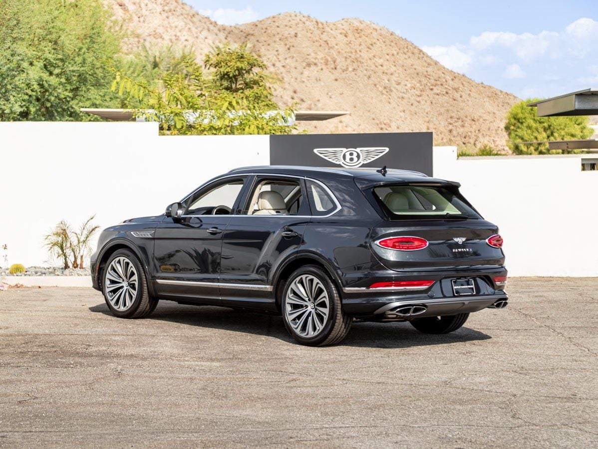 2025 Bentley Bentayga Atelier V8