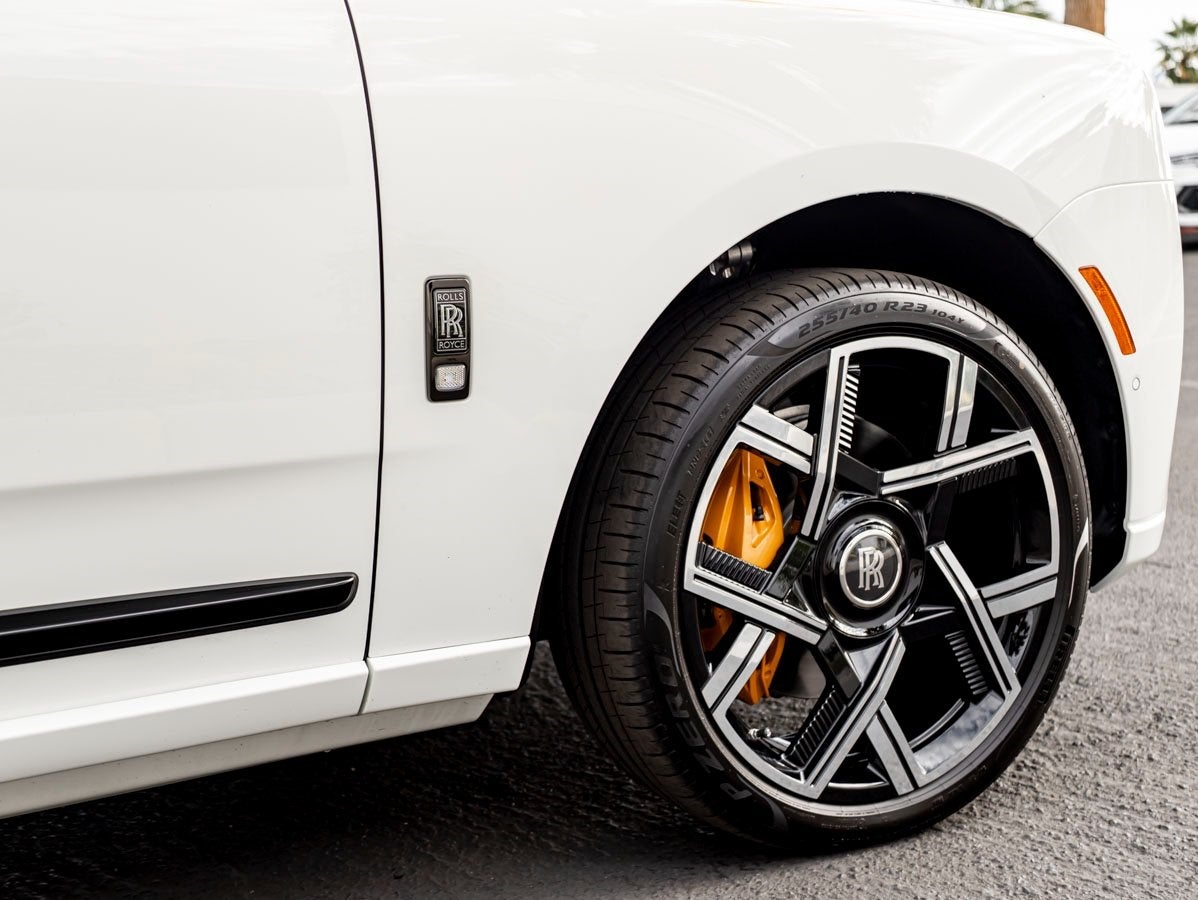 2026 Rolls-Royce Black Badge Cullinan