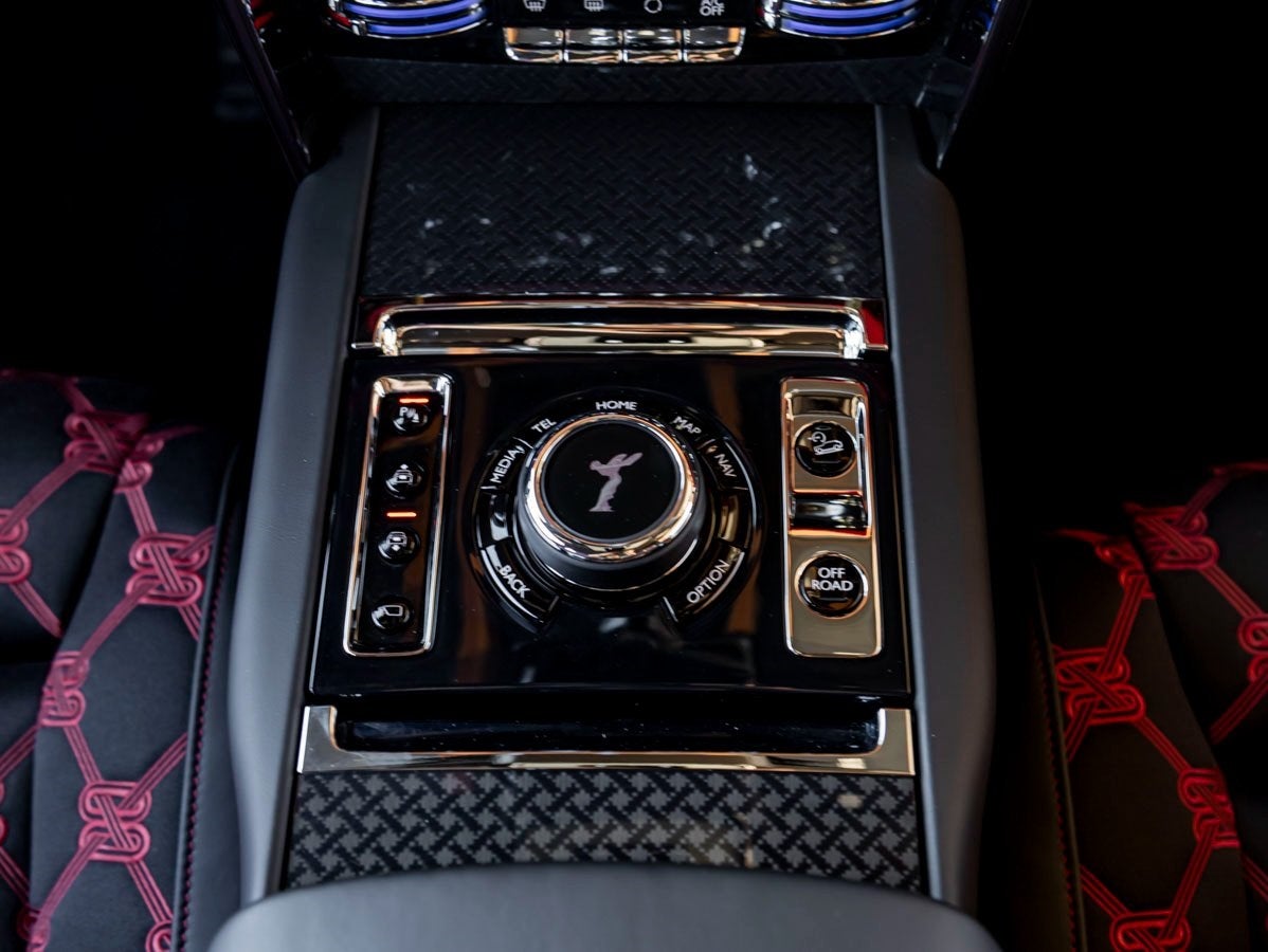 2025 Rolls-Royce Black Badge Cullinan