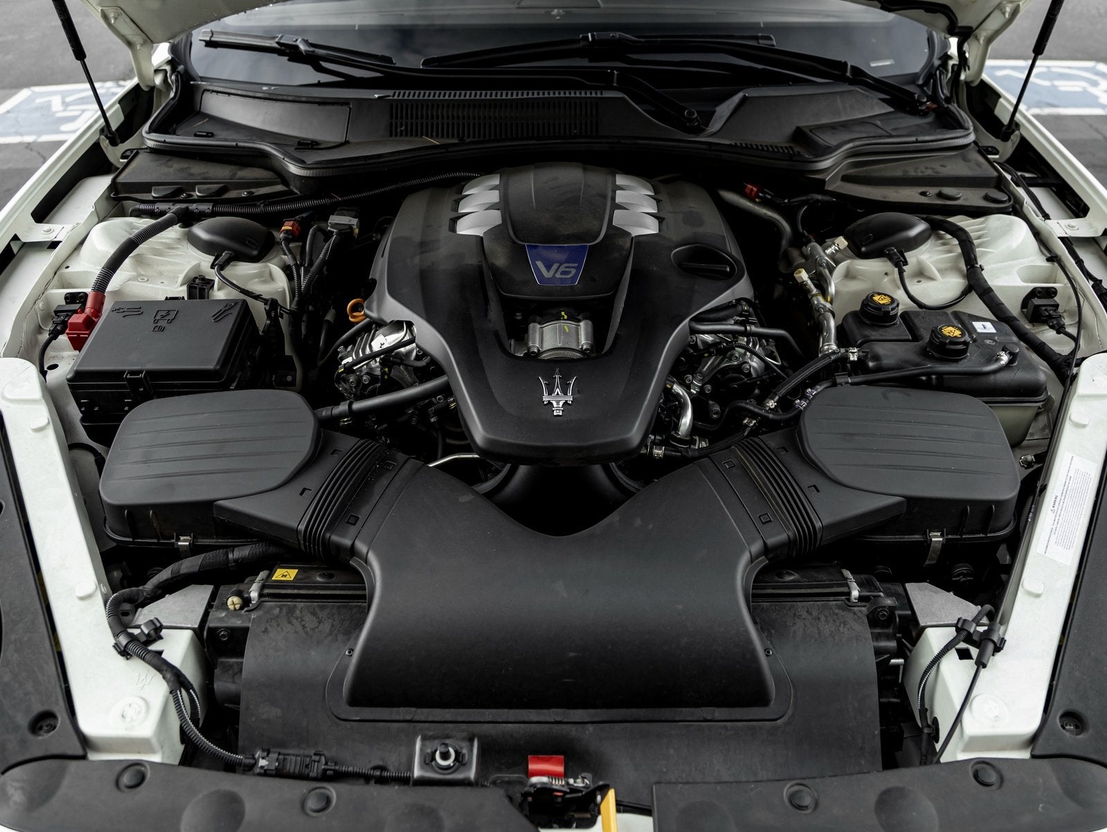 2023 Maserati Quattroporte Modena