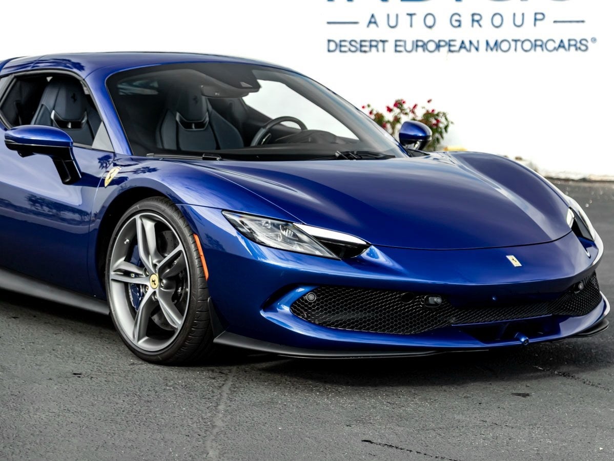 2025 Ferrari 296 GTS Base