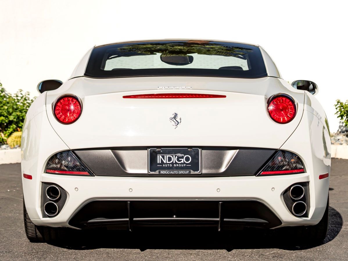 2010 Ferrari California Base