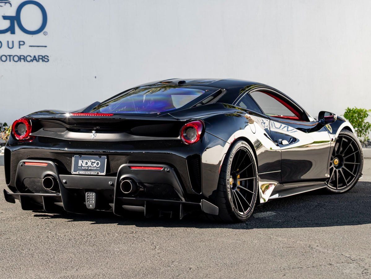 2020 Ferrari 488 Pista Base