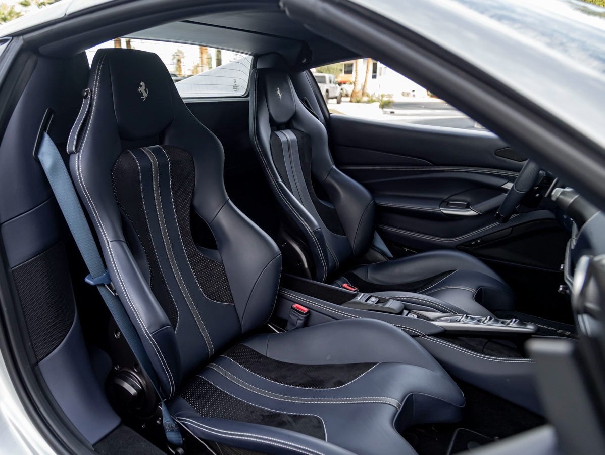 2022 Ferrari F8 Spider Base