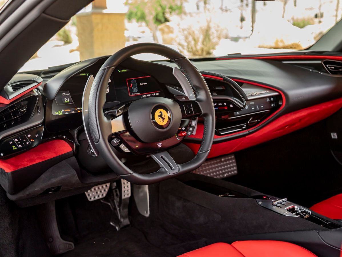 2022 Ferrari SF90 Stradale Base