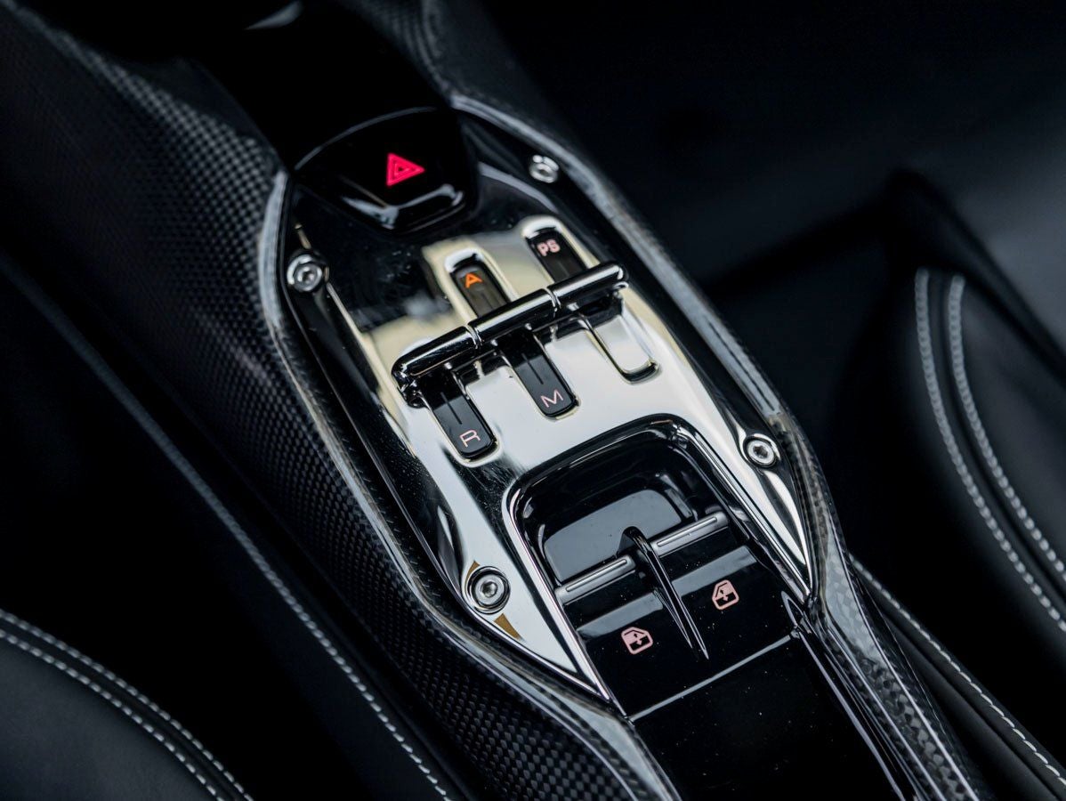 2023 Ferrari SF90 Stradale Base