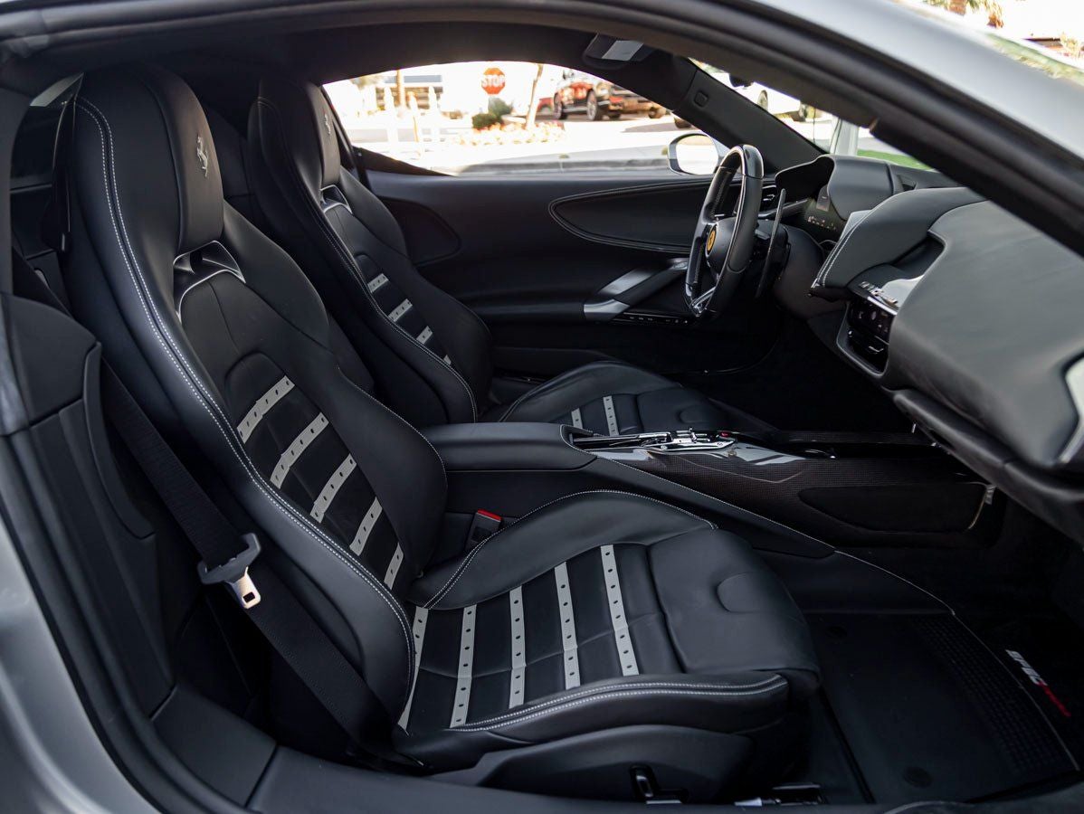 2023 Ferrari SF90 Stradale Base