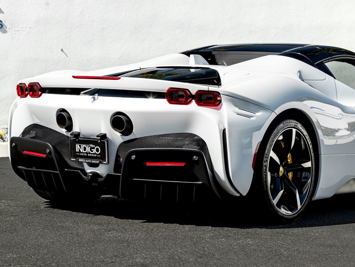 2024 Ferrari SF90 Spider Base