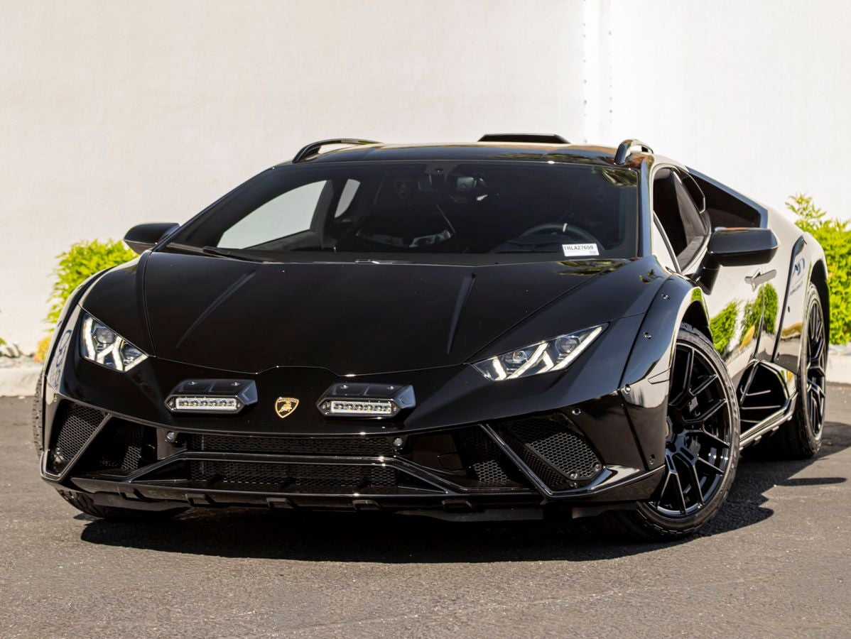 2024 Lamborghini Huracan Sterrato Base