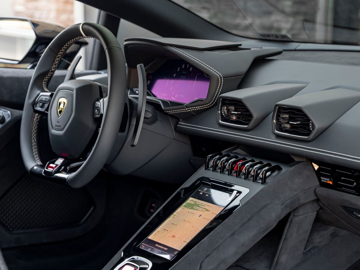 2024 Lamborghini Huracan Sterrato Base