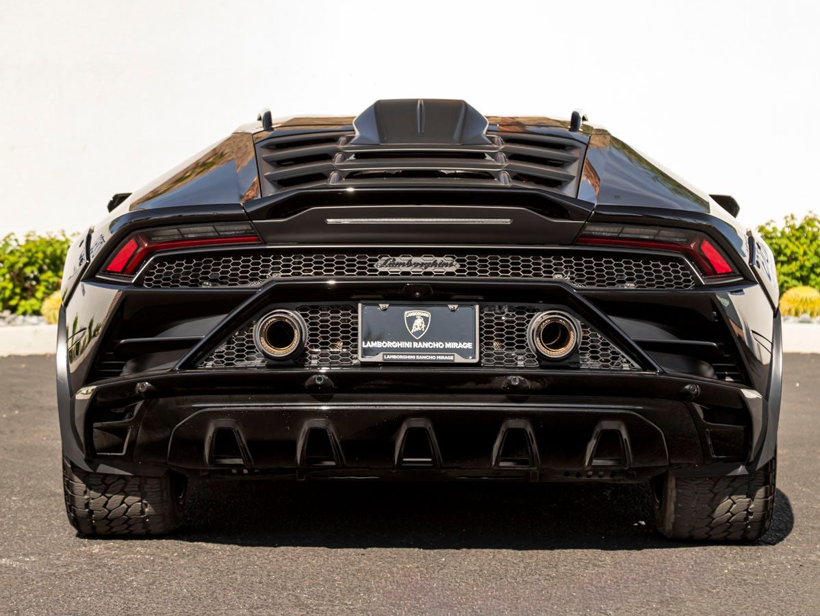 2024 Lamborghini Huracan Sterrato Base