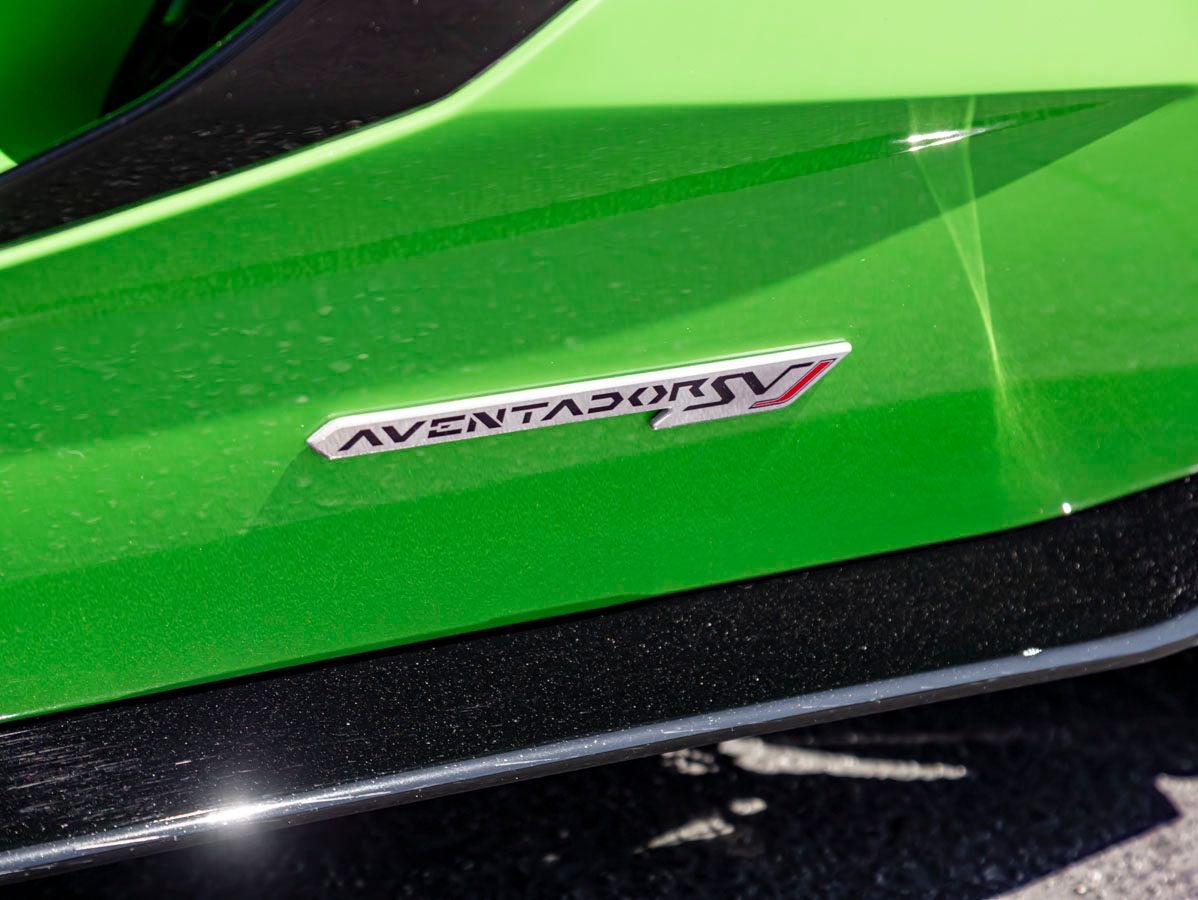 2020 Lamborghini Aventador SVJ Base