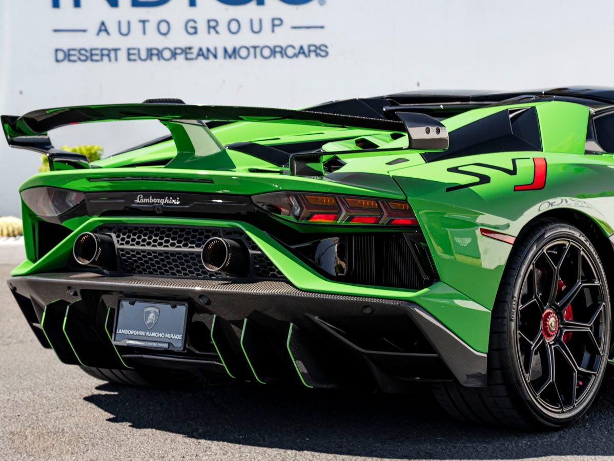 2020 Lamborghini Aventador SVJ Base